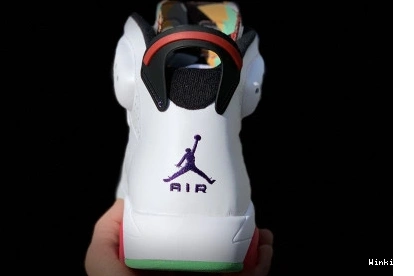 6 CT8529-062 BUNNY JORDAN AIR BUGS HARE 0717